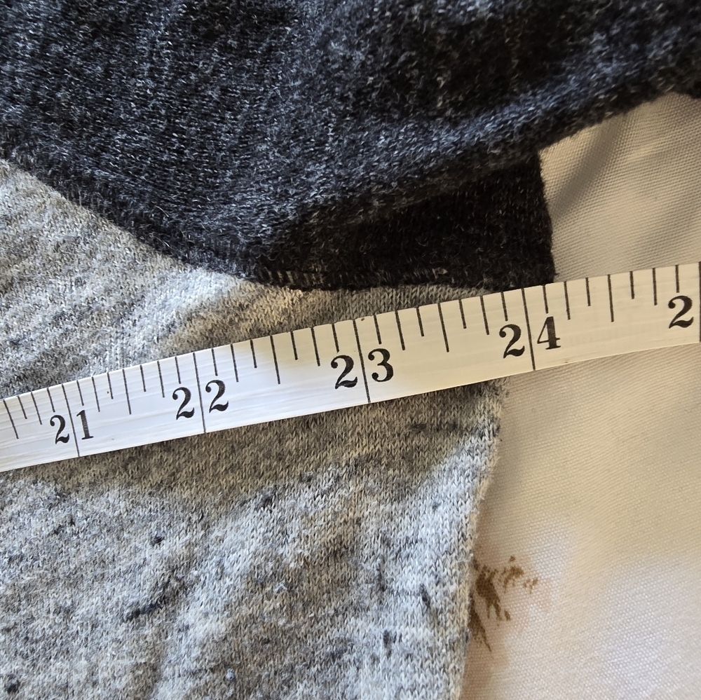 Vince Men's Gray and Black Raglan Sweater XL - Picture 7 of 8